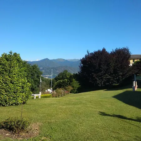 Dimora Storica Vista Lago アパート Ameno